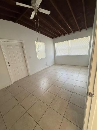 Lauderdale Manors, 1139 NW 9th Ave, Fort Lauderdale, Florida 33311, image 2