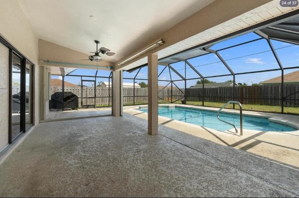 329 SE Oakridge Dr, Port St. Lucie, Florida 34984, image 2