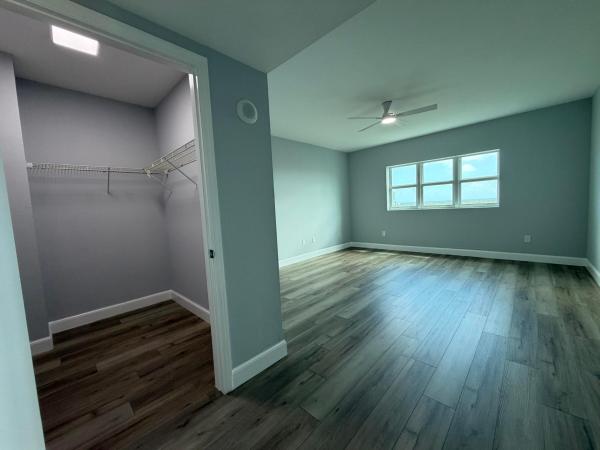 One Fifty One At Biscayne, 15051 Royal Oaks Ln #1603, North Miami, Florida 33181, image 1