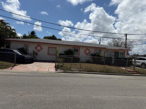 1585 W 36th St, Riviera Beach, Florida 33404, image 1