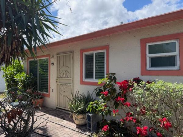 1585 W 36th St, Riviera Beach, Florida 33404, image 2