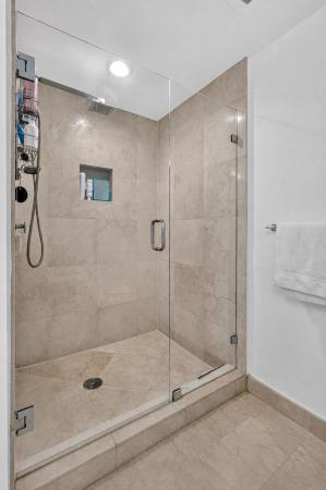 The Parc At Turnberry Isle, 19400 Turnberry Way #921, Aventura, Florida 33180, image 3