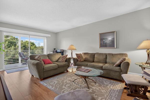 Lucaya Village, 2301 Lucaya Ln #D4, Coconut Creek, Florida 33066, image 2