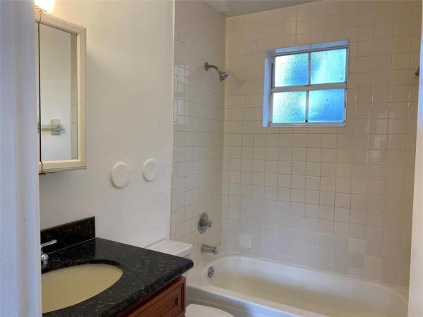 Windmill Lakes, 8734 SW 3rd St #107, Pembroke Pines, Florida 33025, image 1
