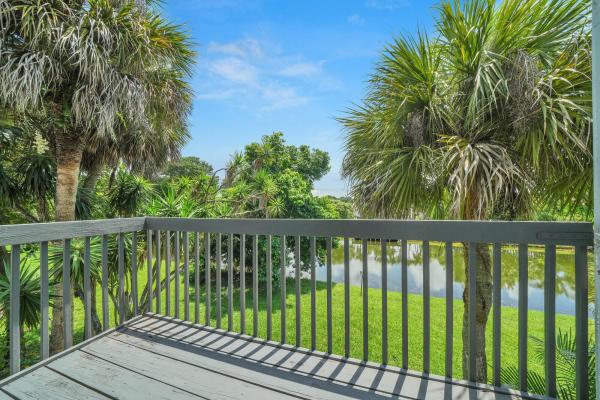 Timbercreek, 100 Sparrow Dr #13, Royal Palm Beach, Florida 33411, image 1