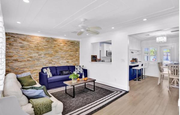 North Hollywood, 42 SW 12th St, Dania Beach, Florida 33004, image 3