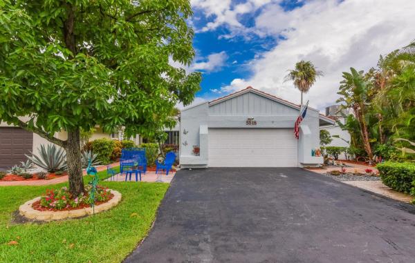 Villas Of Monterey At Indian Spring, 5518 Ainsley Ct, Boynton Beach, Florida 33437, image 3