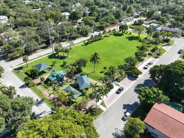 913 Orange Isle #1-2, Fort Lauderdale, Florida 33315, image 1