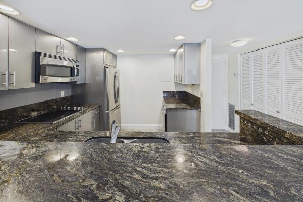 Drake Tower, 1800 N Andrews Ave #2A, Fort Lauderdale, Florida 33311, image 3