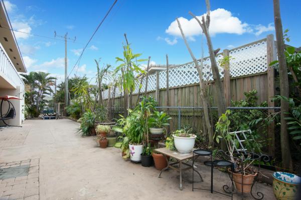 Knoll Ridge, 1820 NE 56th St ##1-6, Fort Lauderdale, Florida 33308, image 3