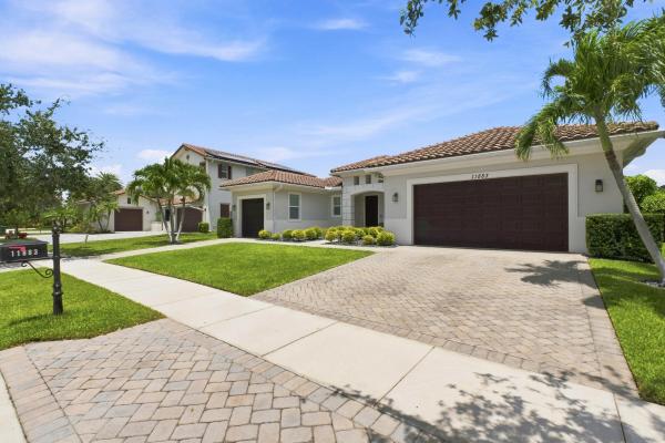 Sawgrass Bay At Heron Bay, 11883 NW 79th Ct, Parkland, Florida 33076, image 3