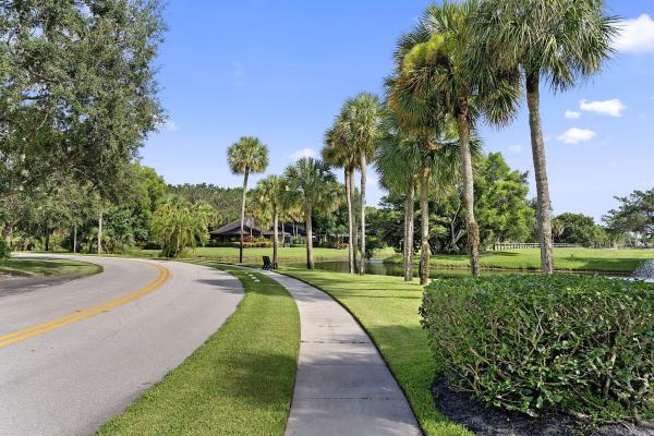 Bagattelle, 13334 Polo Club Rd #316, Wellington, Florida 33414, image 2