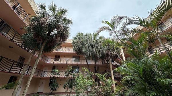 Somerset, 2830 Somerset Dr #104N, Lauderdale Lakes, Florida 33311, image 1