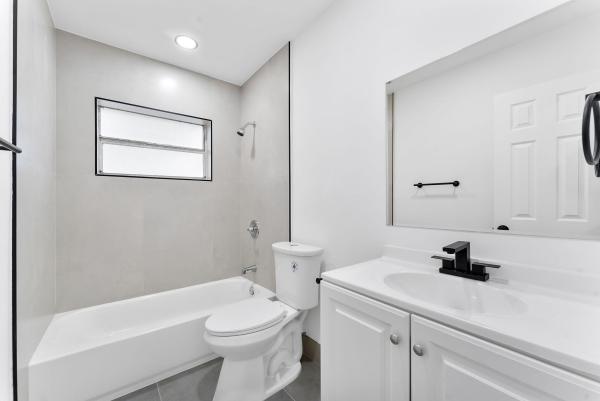 Commonwealth Gardens, 316 NW 6th Ct, Deerfield Beach, Florida 33441, image 2