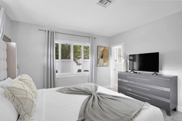 Lauderdale Beach, 3025 Center Ave, Fort Lauderdale, Florida 33308, image 2