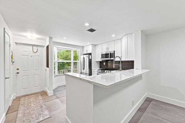 Sun Harbour Townhomes, 2627 NE 15th St, Pompano Beach, Florida 33062, image 1