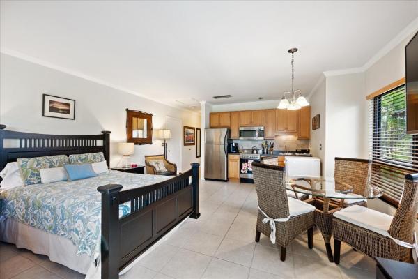 Bagattelle, 13334 Polo Club Rd #328, Wellington, Florida 33414, image 3