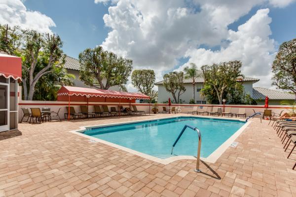11706 Briarwood Cir #1, Boynton Beach, Florida 33437, image 3