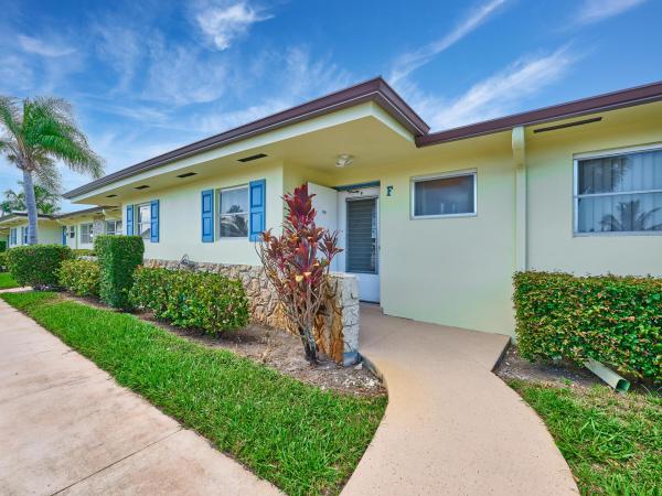 Crosley At Cresthaven Villas, 2804 Crosley Dr E #F, West Palm Beach, Florida 33415, image 2
