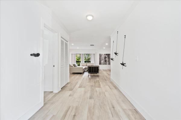 Golf Cottages, 11311 Pond View Dr #C201, Wellington, Florida 33414, image 3