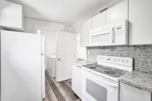 Lauderdale Manor, 1628 NW 11th St, Fort Lauderdale, Florida 33311, image 2