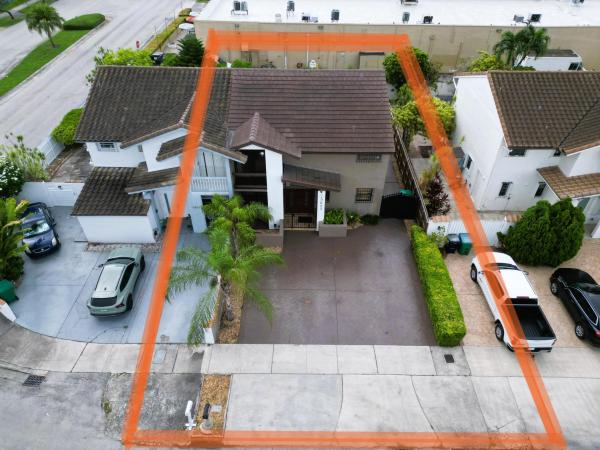 12621 SW 9th St #B, Unincorporated Dade County, Florida 33184, image 1