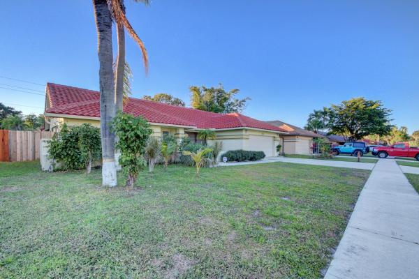 Sun Valley 1, 9697 Majestic Way, Boynton Beach, Florida 33437, image 2