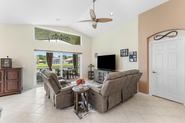 Ponte Vecchio West, 7756 Campania Dr, Boynton Beach, Florida 33472, image 2