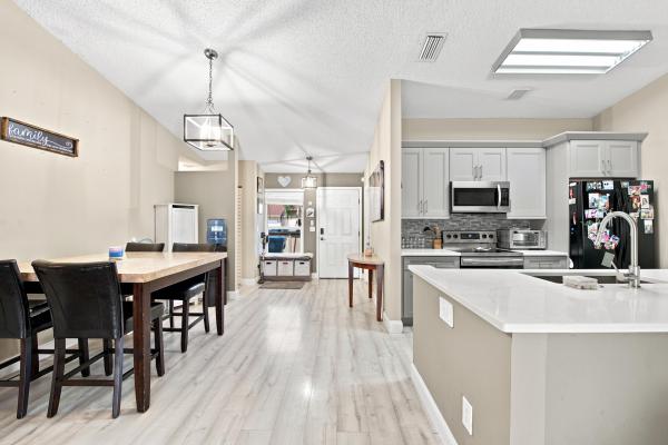 Boynton Lakes 3, 18 Winchmore Ln, Boynton Beach, Florida 33426, image 3