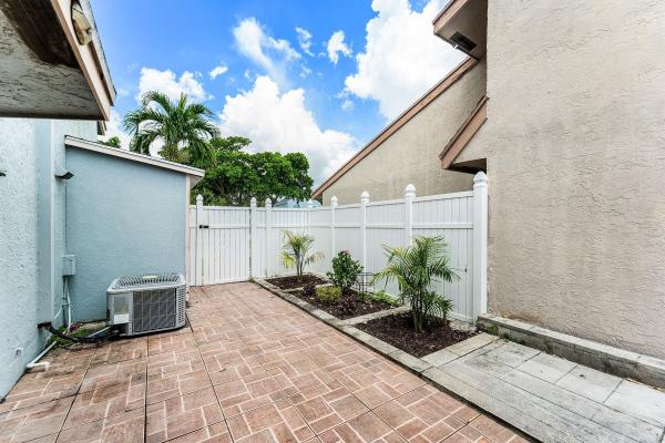 Boynton Lakes North, 28 Paxford Ln, Boynton Beach, Florida 33426, image 1