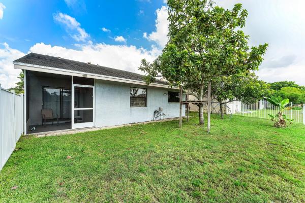 Boynton Lakes North, 28 Paxford Ln, Boynton Beach, Florida 33426, image 2
