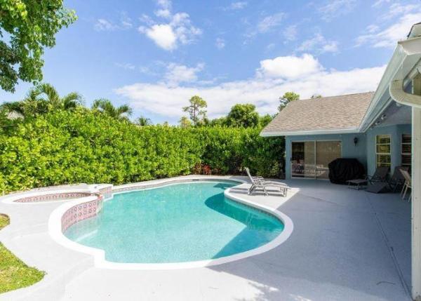 Wiltshire Village Of Greenview Shores 2, 1349 Brampton Cv, Wellington, Florida 33414, image 3
