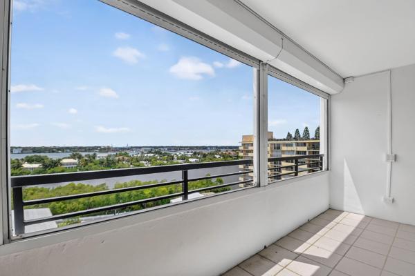 Mayfair House, 3589 S Ocean Blvd #909, South Palm Beach, Florida 33480, image 1