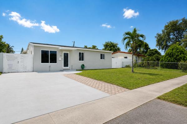 Roosevelt Estates, 807 Handy Ave, West Palm Beach, Florida 33401, image 1