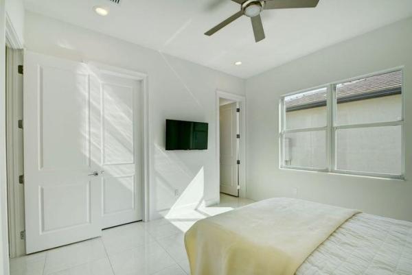 Valencia Sound, 12832 Veneto Springs Dr, Boynton Beach, Florida 33473, image 2