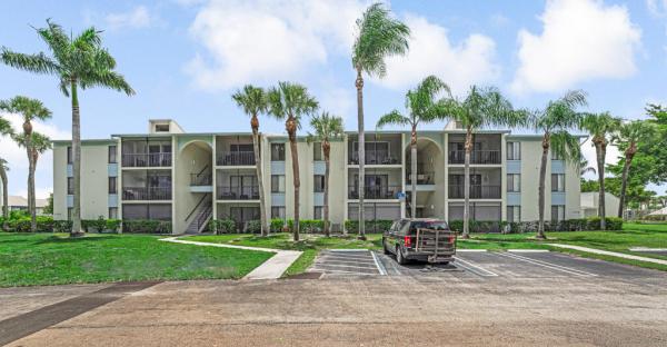 1112 Green Pine Blvd #G3, West Palm Beach, Florida 33409, image 2