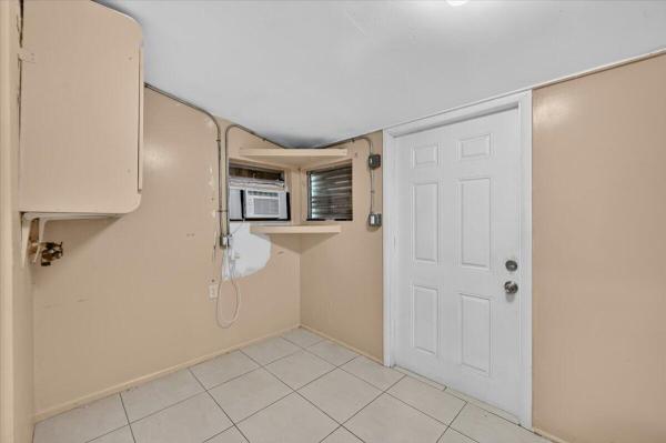 Central Oakland Park, 646 NE 38th St, Oakland Park, Florida 33334, image 3