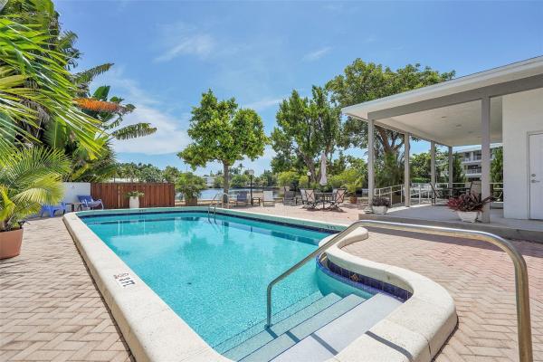 Cypress Cove, 670 Kensington Pl #5B, Wilton Manors, Florida 33305, image 3