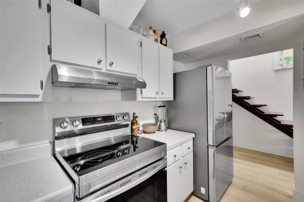 Cypress Cove, 670 Kensington Pl #5B, Wilton Manors, Florida 33305, image 2