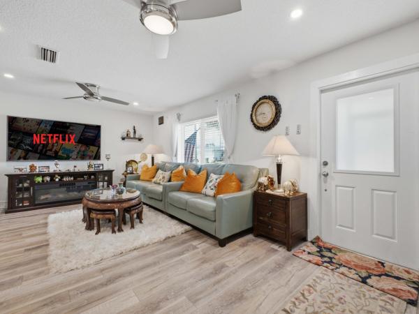 Paradise Gardens 3, 1545 NW 70th Ln, Margate, Florida 33063, image 1