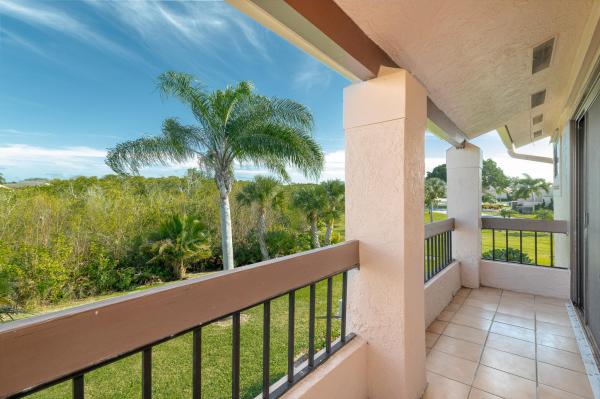 3307 SE Sandpiper Cir, Port St. Lucie, Florida 34952, image 3