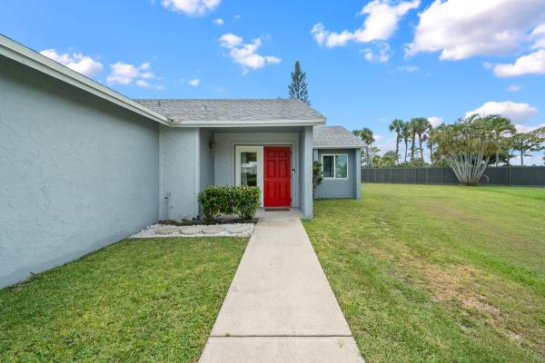 Jupiter Village, 119 Lakeside Cir, Jupiter, Florida 33458, image 2