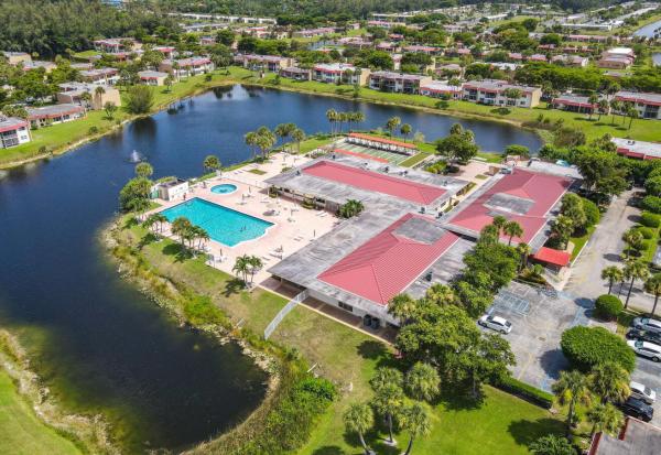 Golden Lakes Village, 157 Lake Anne Dr, West Palm Beach, Florida 33411, image 2