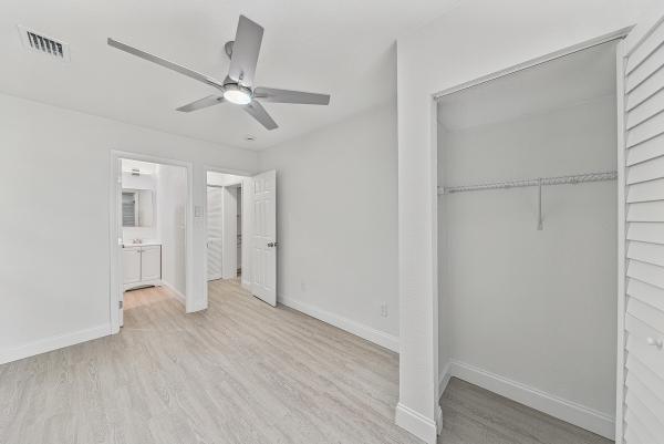 Croissant Park, 317 SW 19th St, Fort Lauderdale, Florida 33315, image 1
