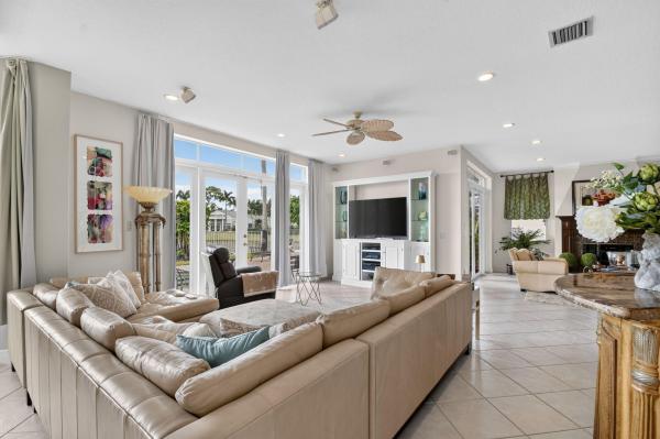Walden, 2279 Ridgewood Cir, Royal Palm Beach, Florida 33411, image 2