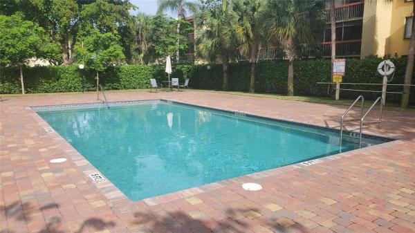 721 SE 1st Way #C13, Deerfield Beach, Florida 33441, image 3