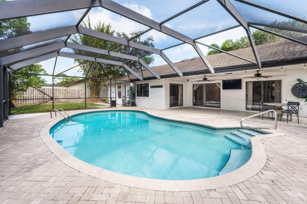 La Mancha, 143 Miramar Ave, Royal Palm Beach, Florida 33411, image 2