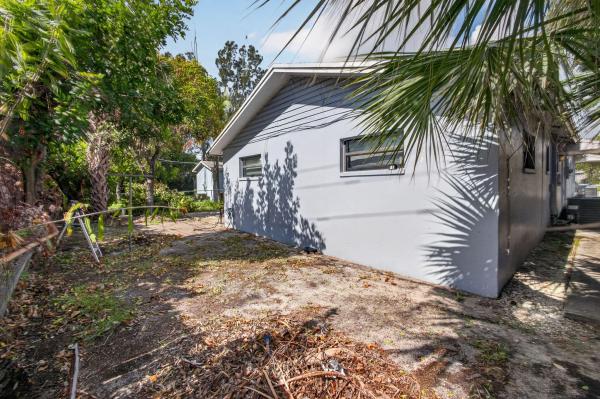 3640 Avenue J E, Riviera Beach, Florida 33404, image 1