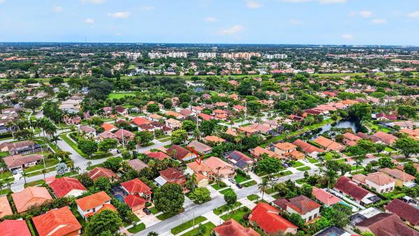 Starlight Cove, 4131 NW 5th Dr, Deerfield Beach, Florida 33442, image 2