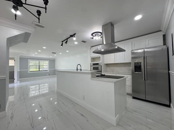 Villager Townhomes, 613 NW 47th St, Deerfield Beach, Florida 33064, image 2